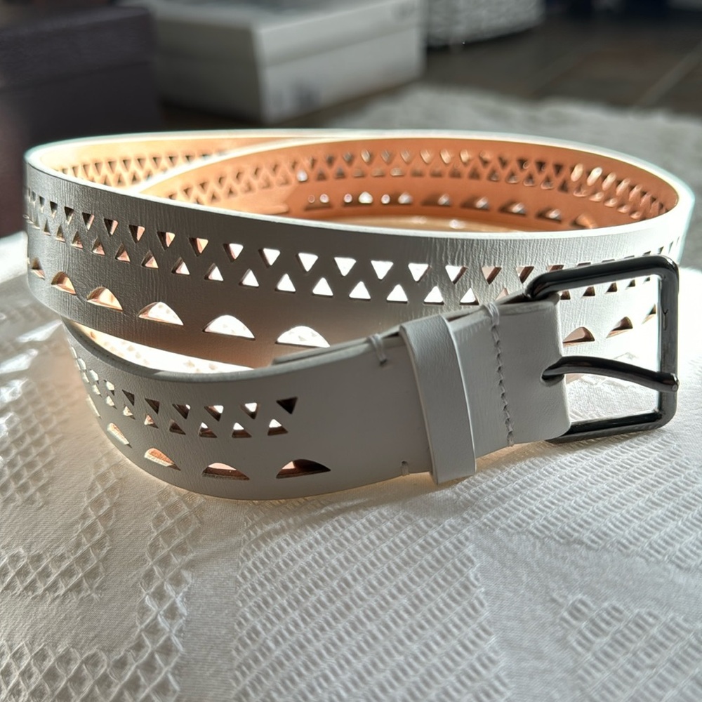 ALAÏA thin cutout belt